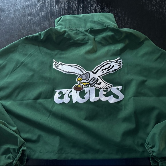 Green and White Eagles cropped windbreaker 🦅💚 - Picture 2 of 2